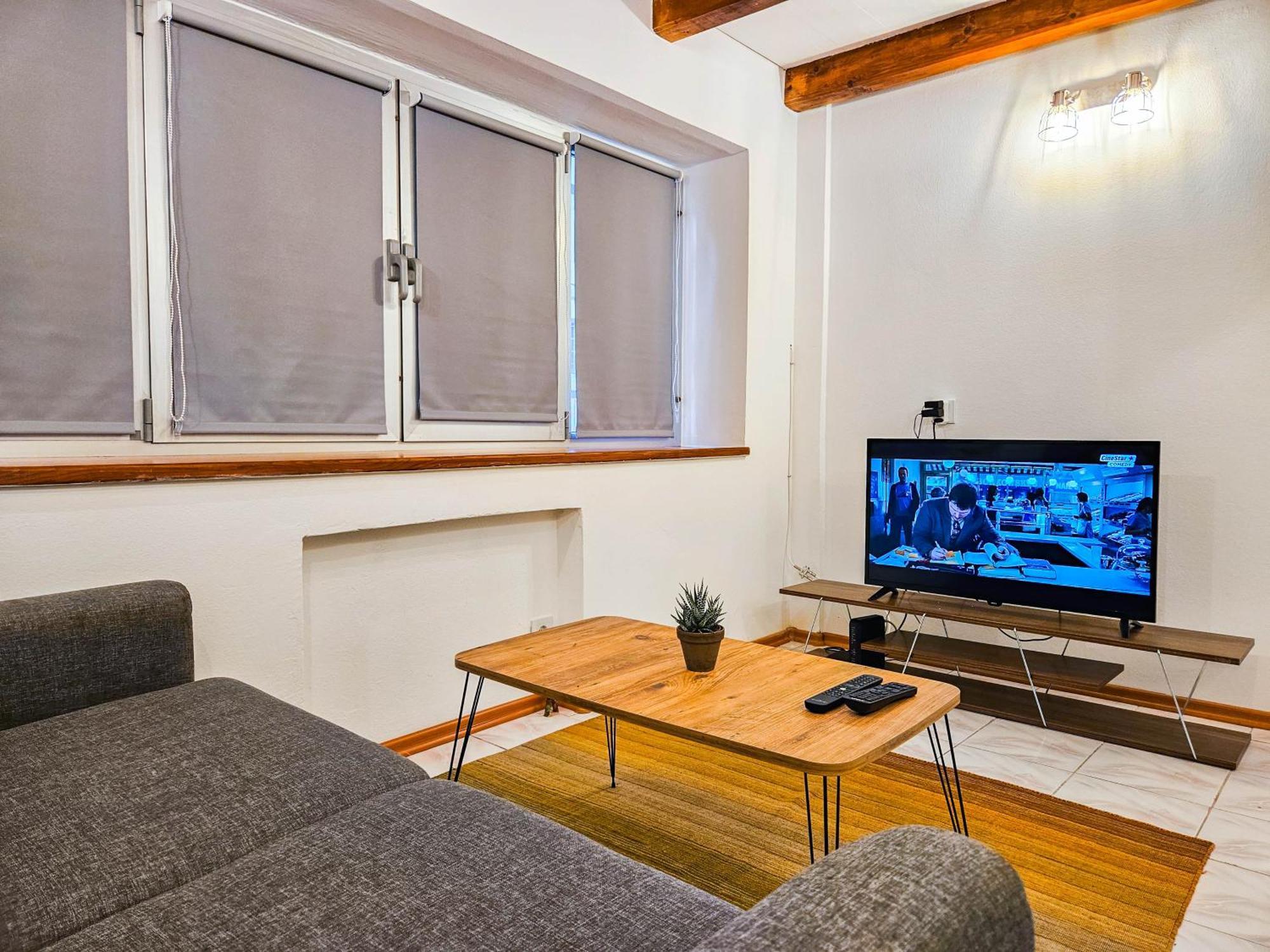 Glowleaf Loft ซาราเยโว ภายนอก รูปภาพ